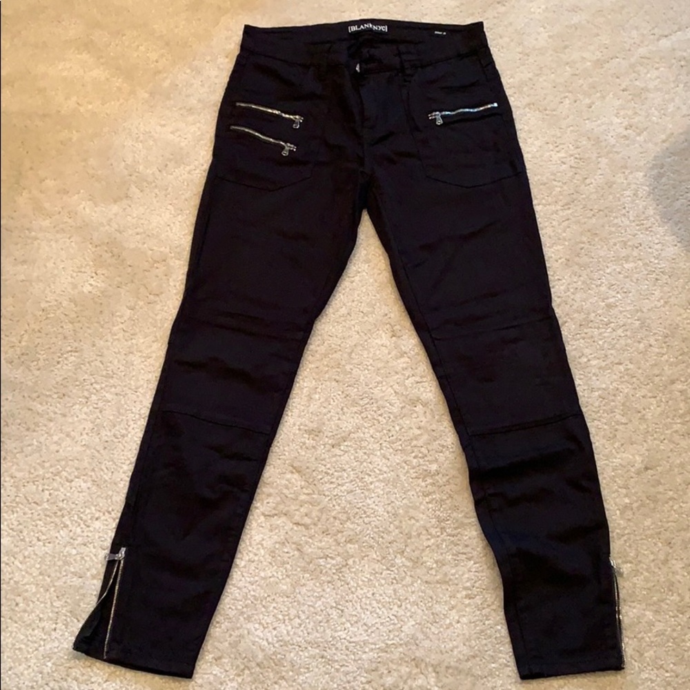BlankNYC zipper jeans
